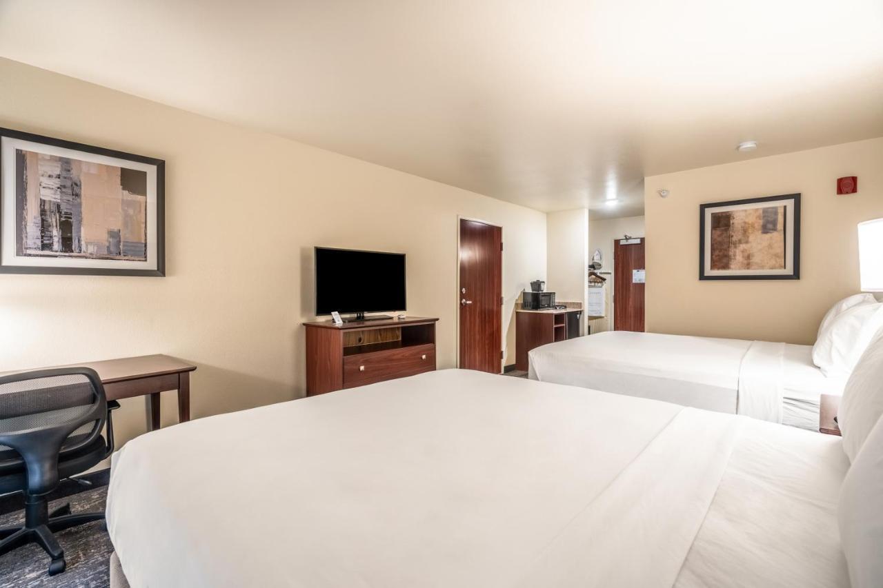 Cobblestone Inn & Suites - Kermit ภายนอก รูปภาพ